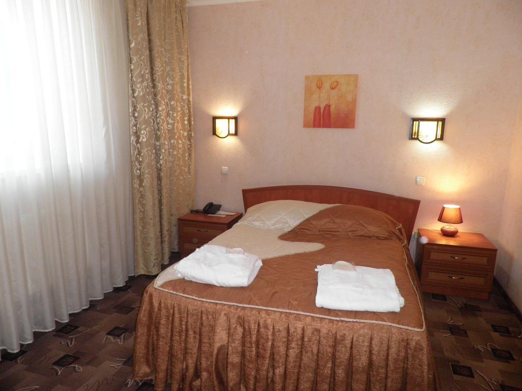 Alexandrovskiy Hotel Mikolajiv Kültér fotó